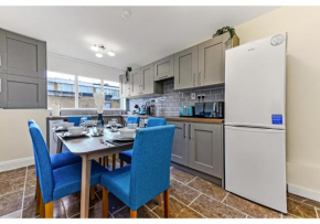 Stunning Family Home - Sleeps 11